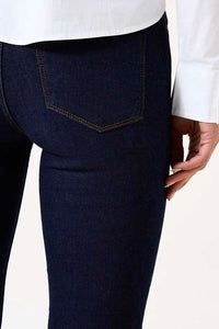 Celia Straight Fit Dark