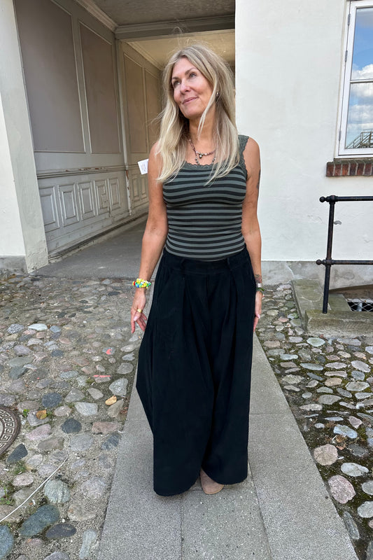 Pricilla Skirt Pants Black