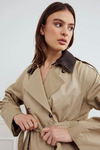 Leon Coat