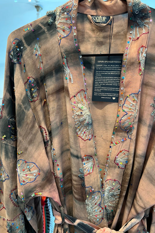 Dubai kimono No. 19
