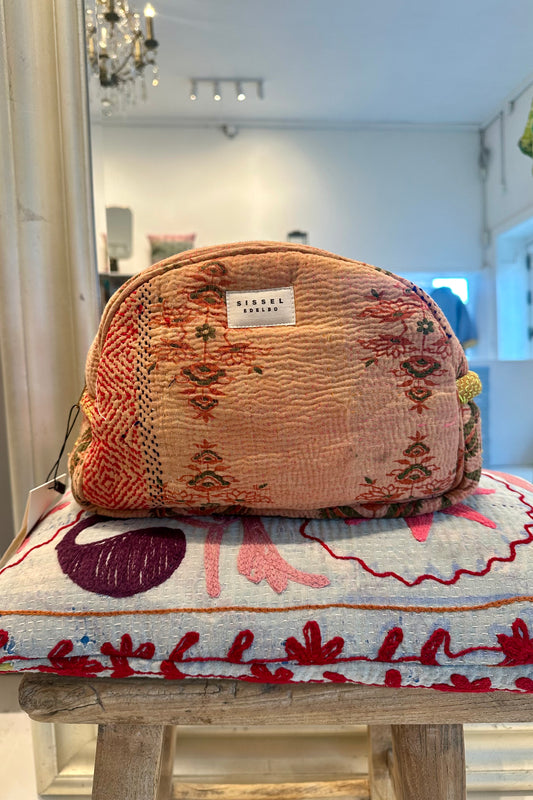 Karla kantha toilet taske No. 6