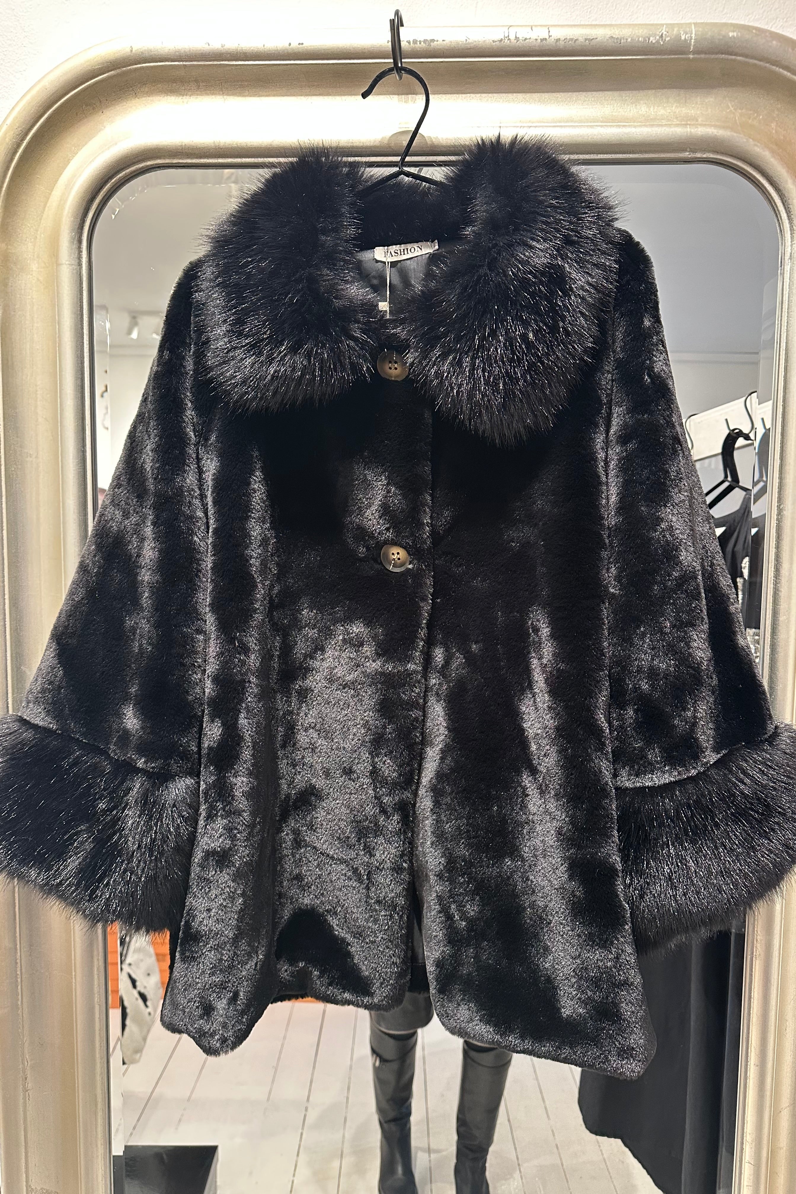 Fake fur Black