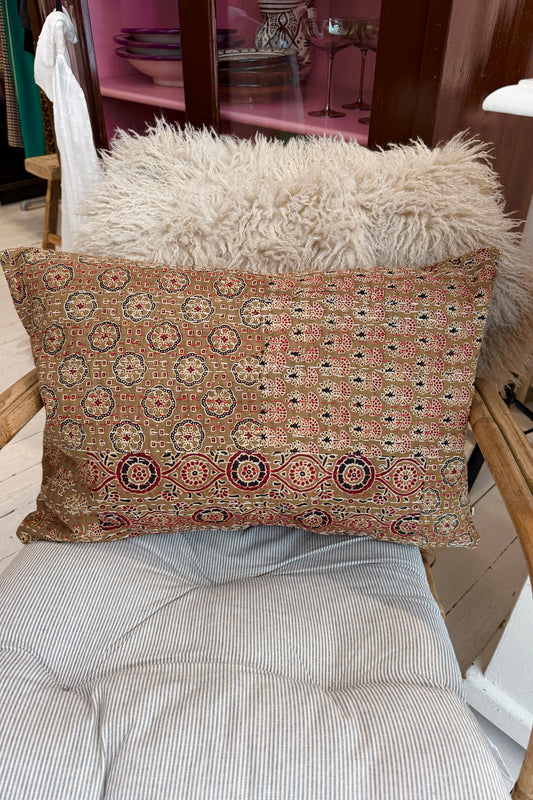 Kantha Pude 40x60 no. 105