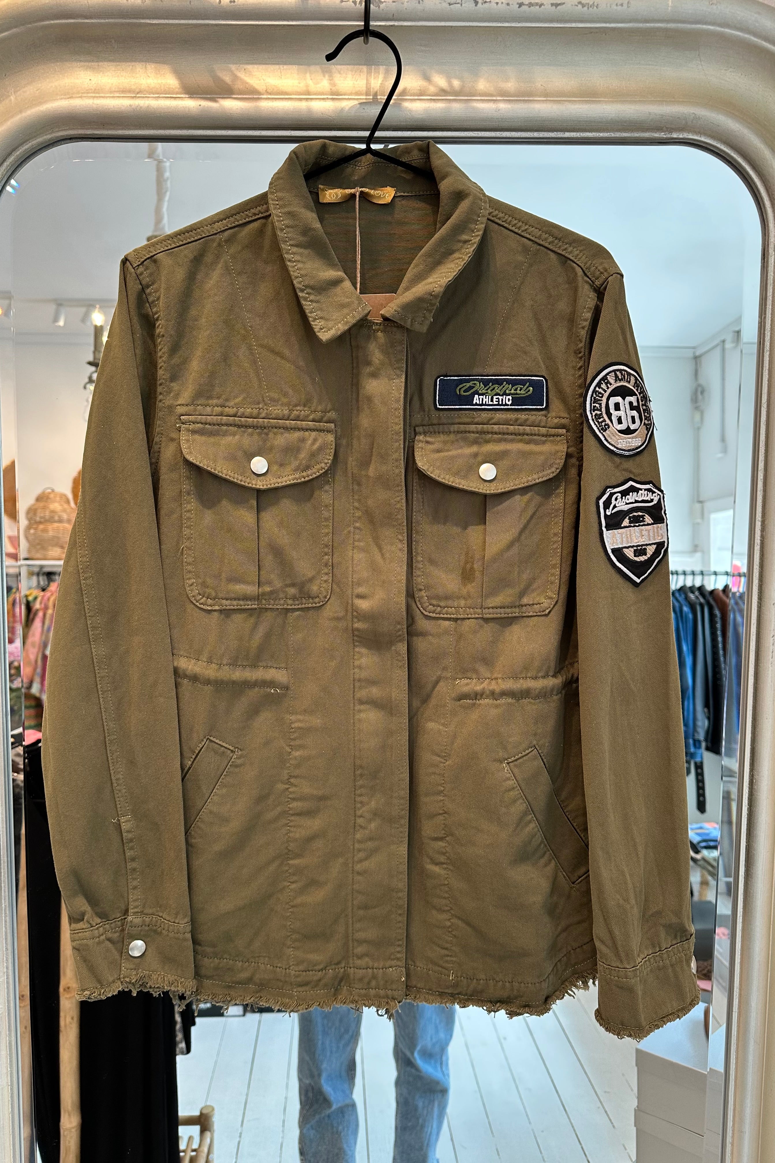 Army Jakke M/ Patches