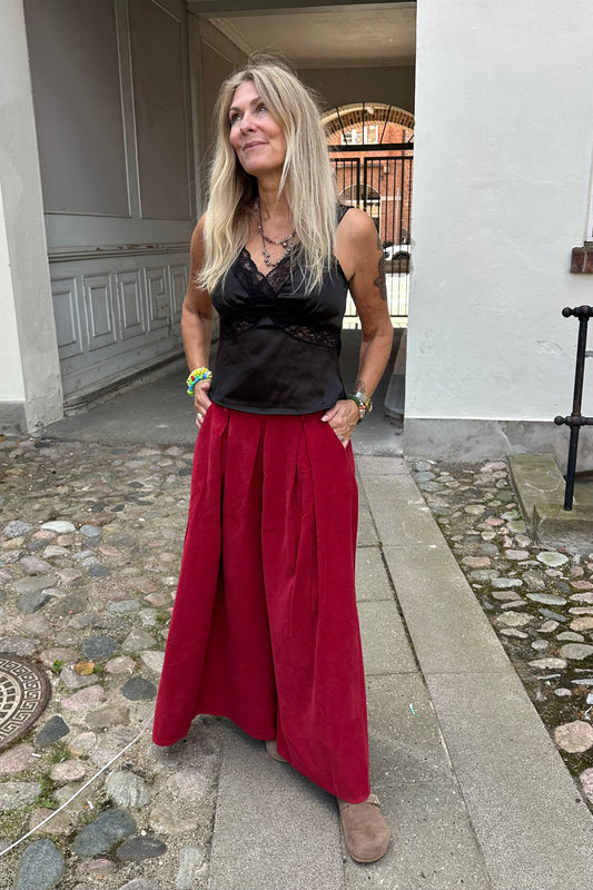 Pricilla Skirt Pants India Red