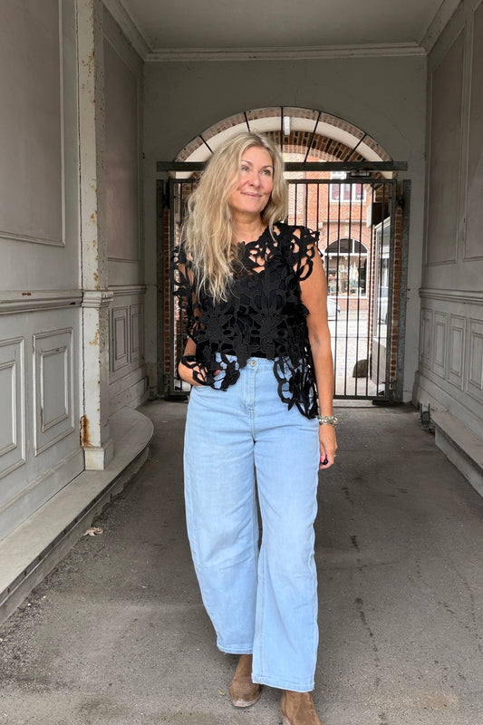 Gudrun blonde top sort