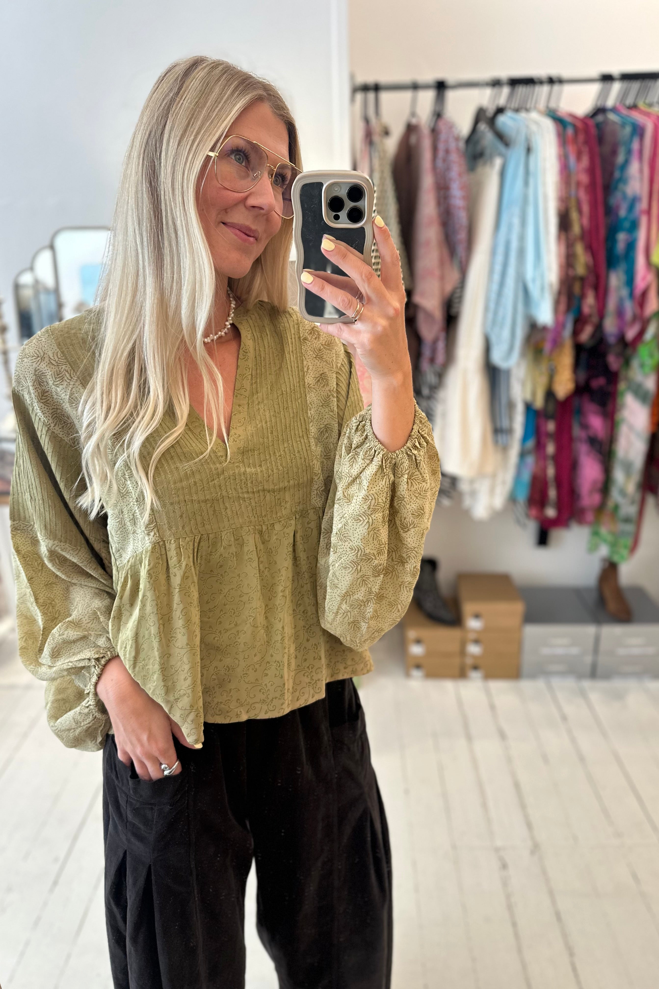 Bibi balloon silk top No. 38