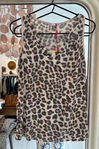 Leo Top