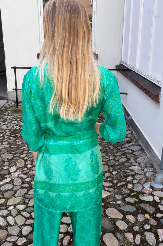Sæt i silke nr. 1