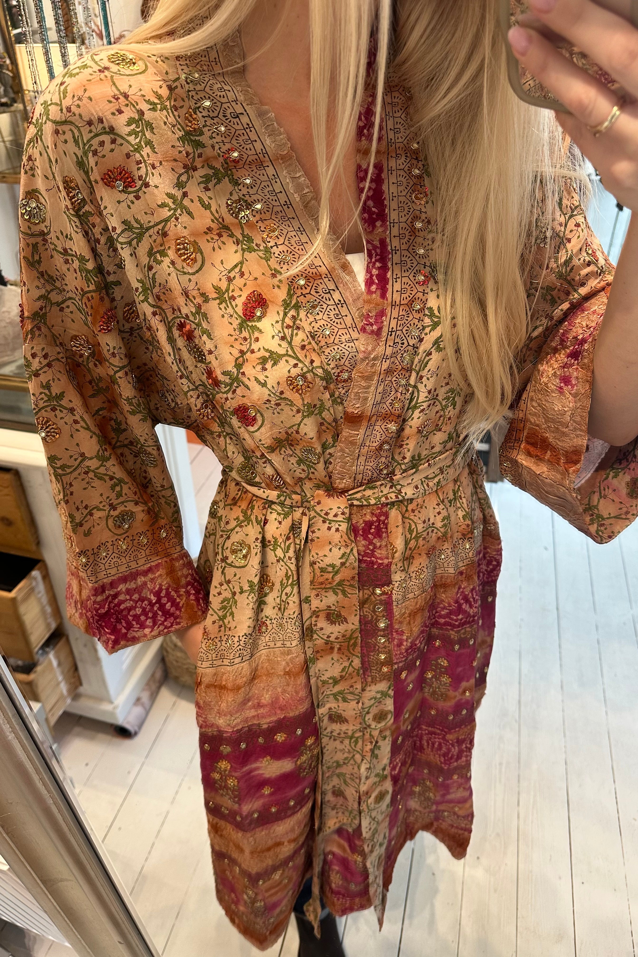 Dubai kimono No. 29
