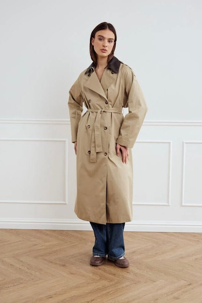 Leon Coat