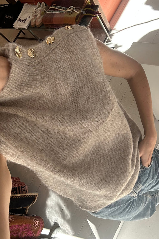 Vest M/ Guldknapper