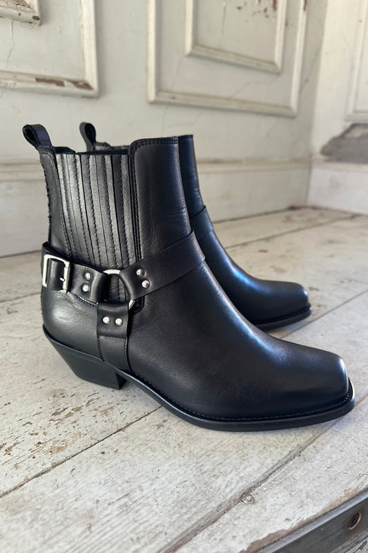 Rayn Vitello Boots