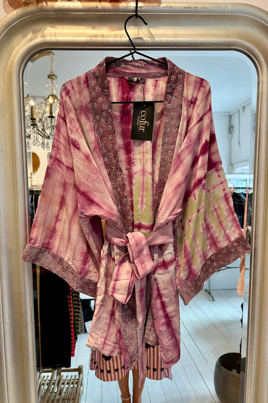 Dubai kimono Kort No. 4