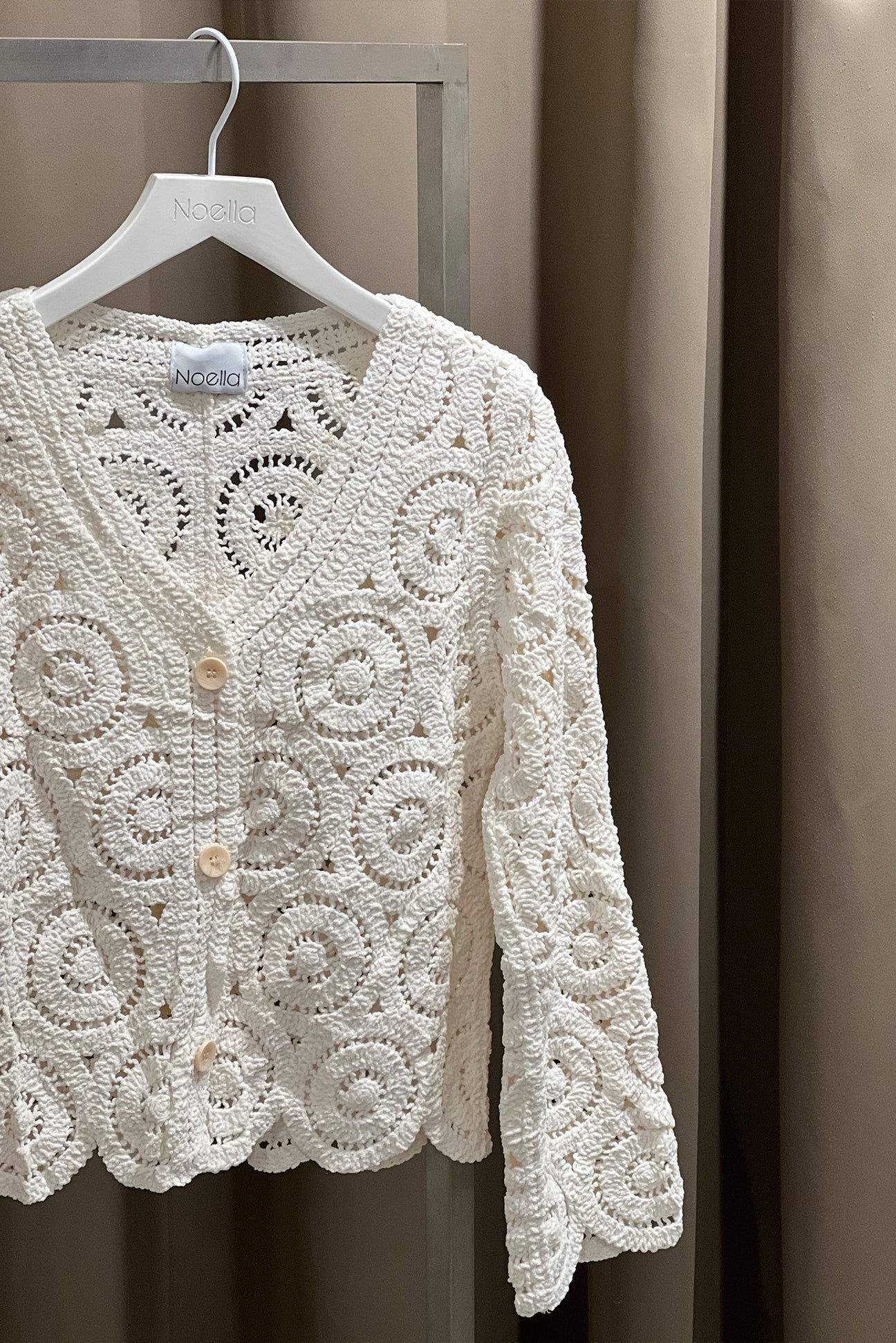 Leontine Knit