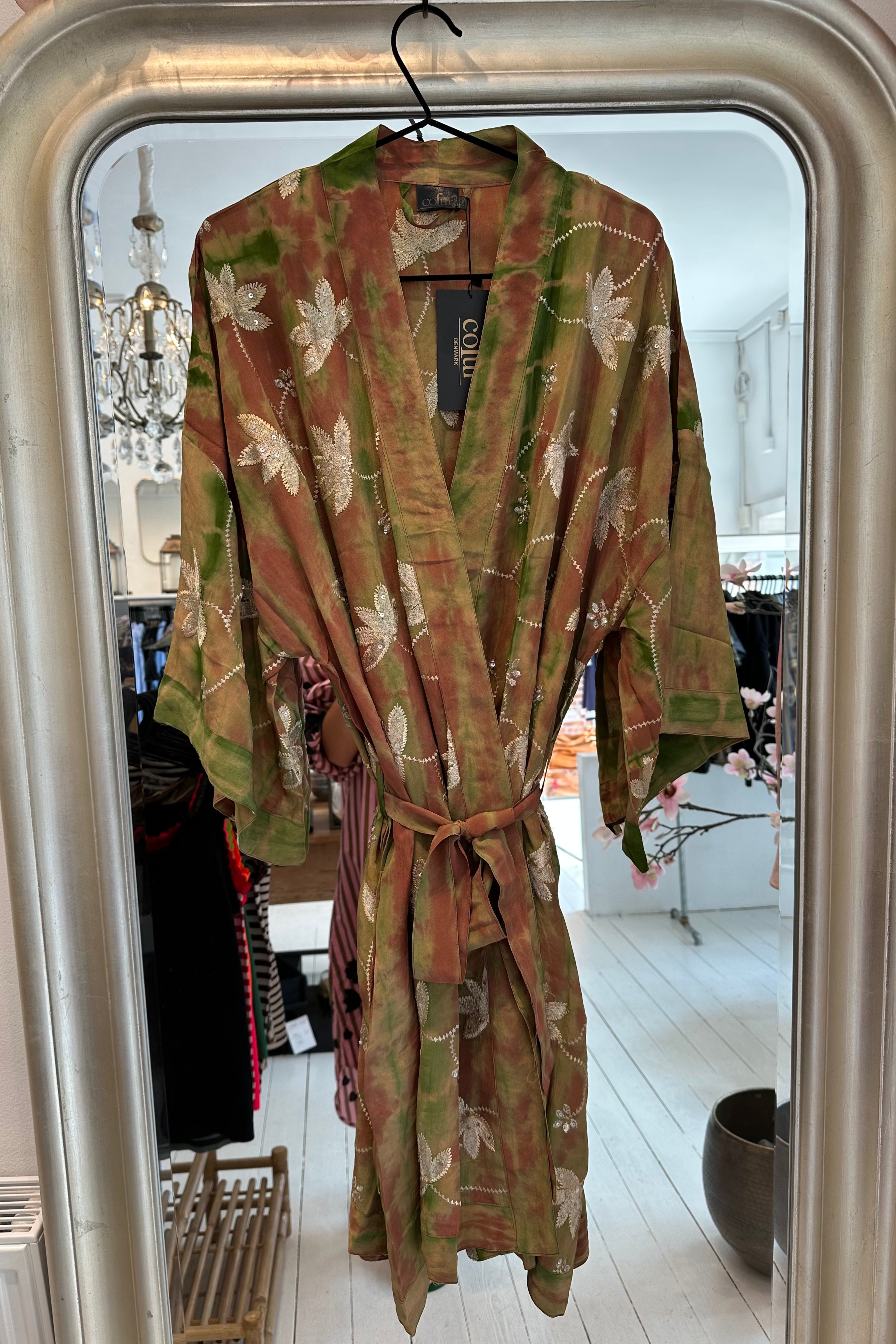 Dubai kimono No. 20