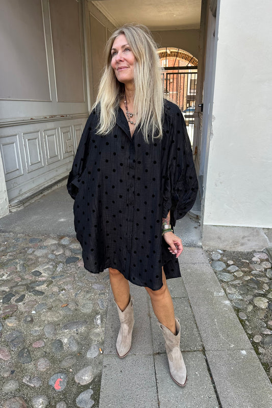Dottie black