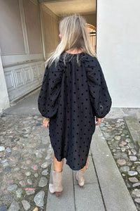 Dottie black