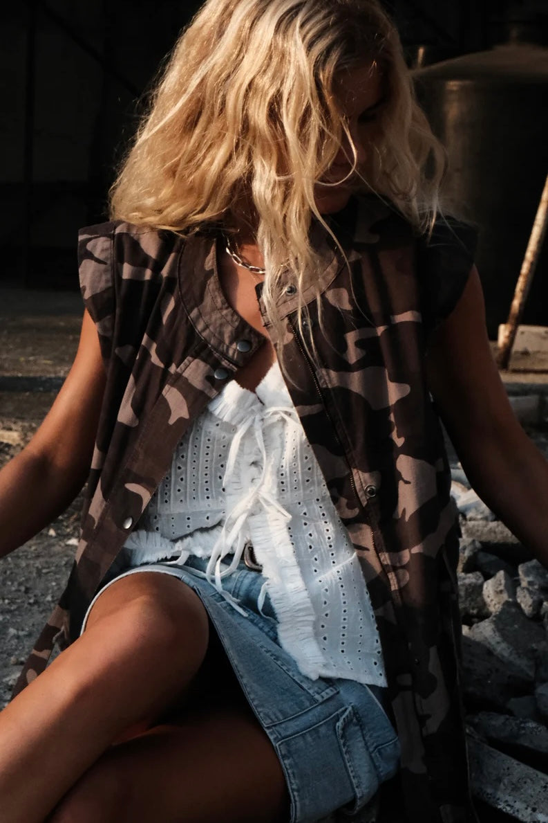 Camouflage vest