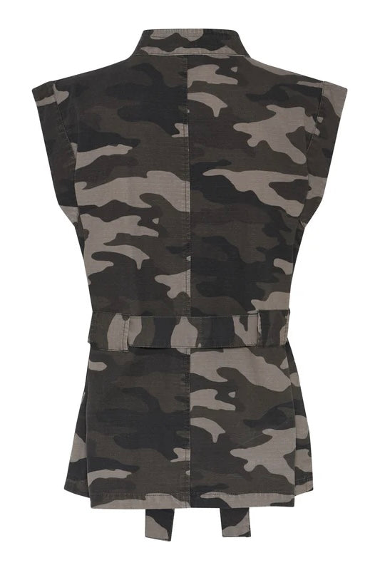 Camouflage vest