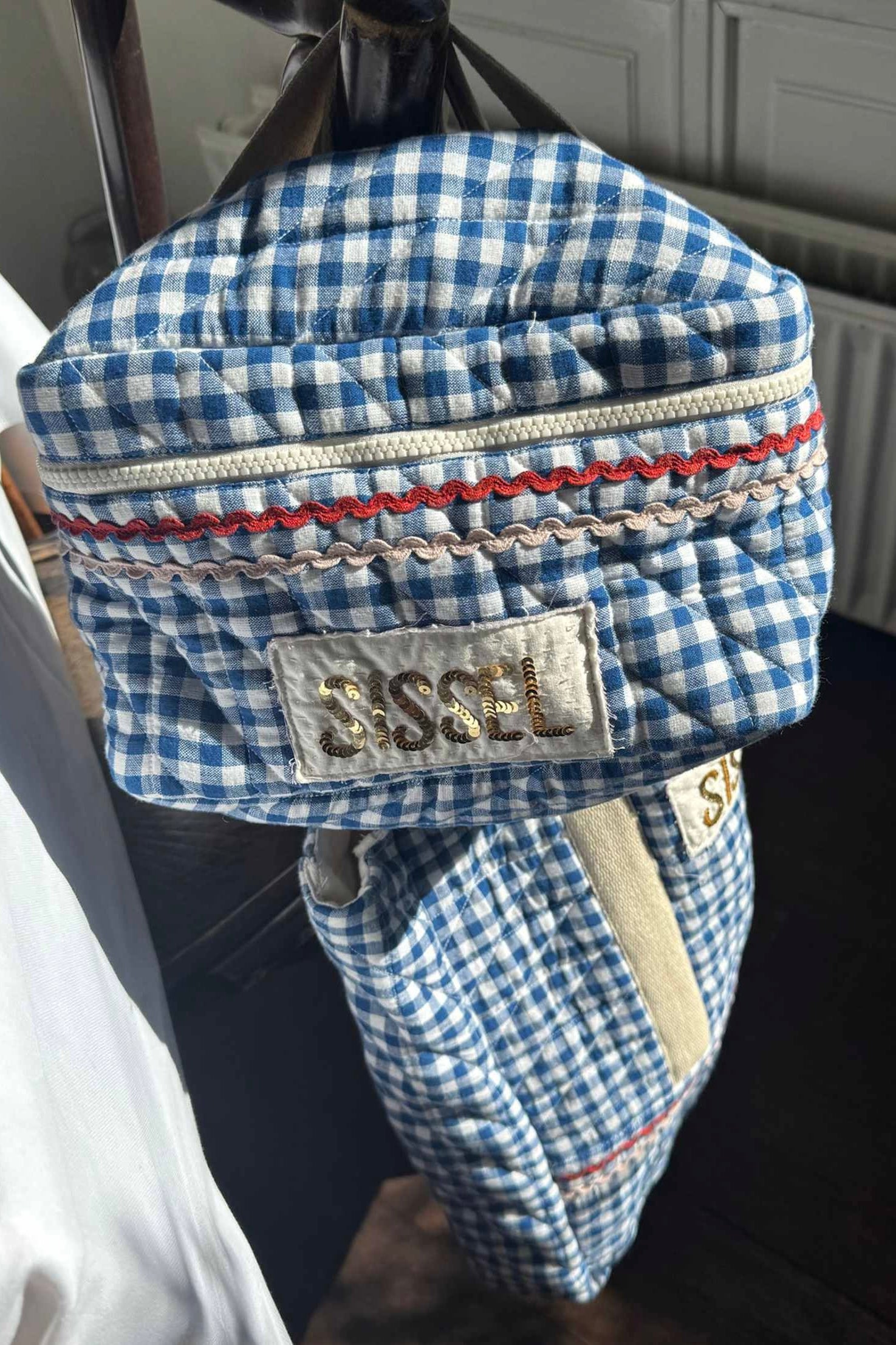 Sissel bucket bag