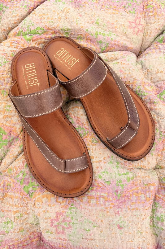 Brown West sandal