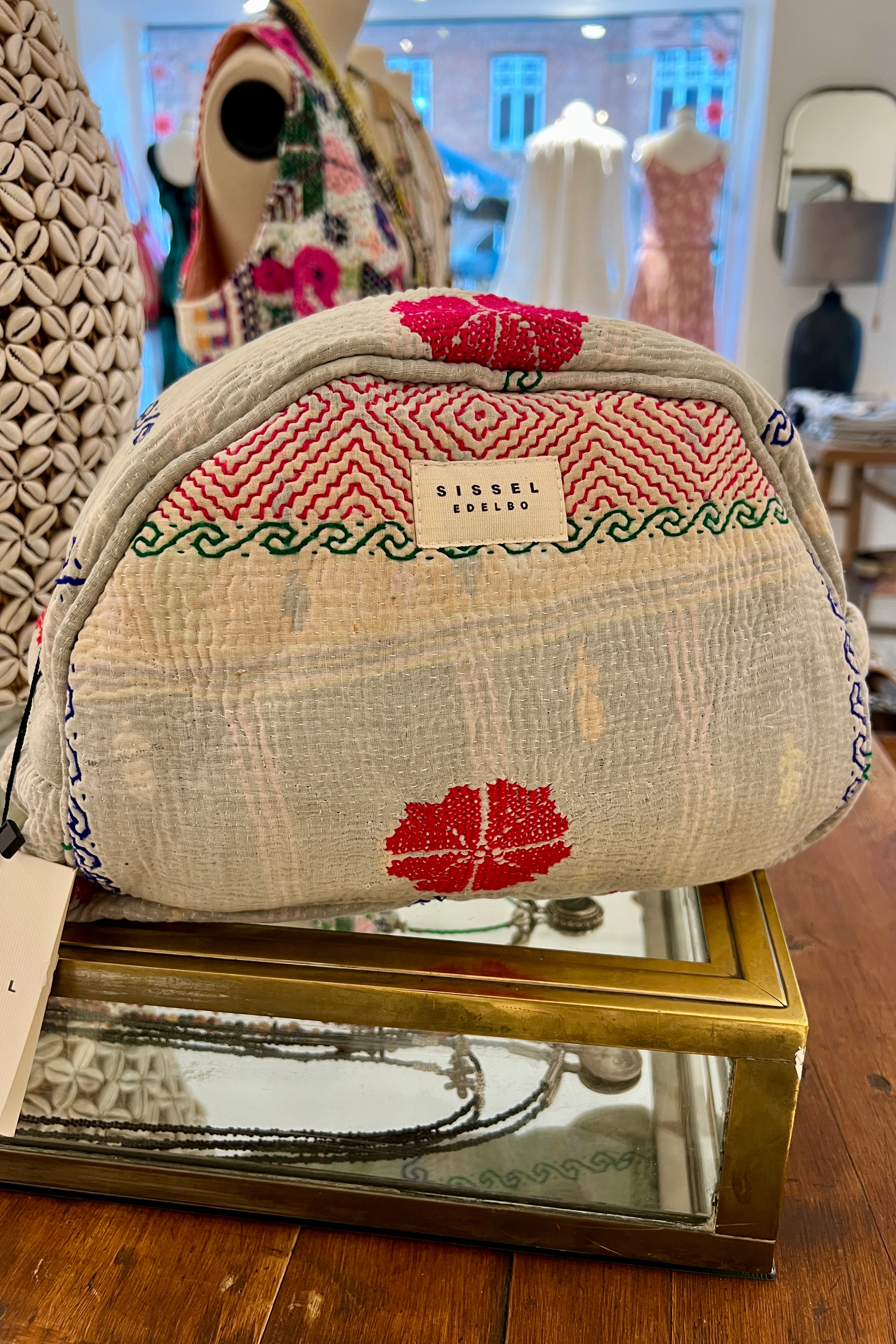 Karla wash bag no. 382