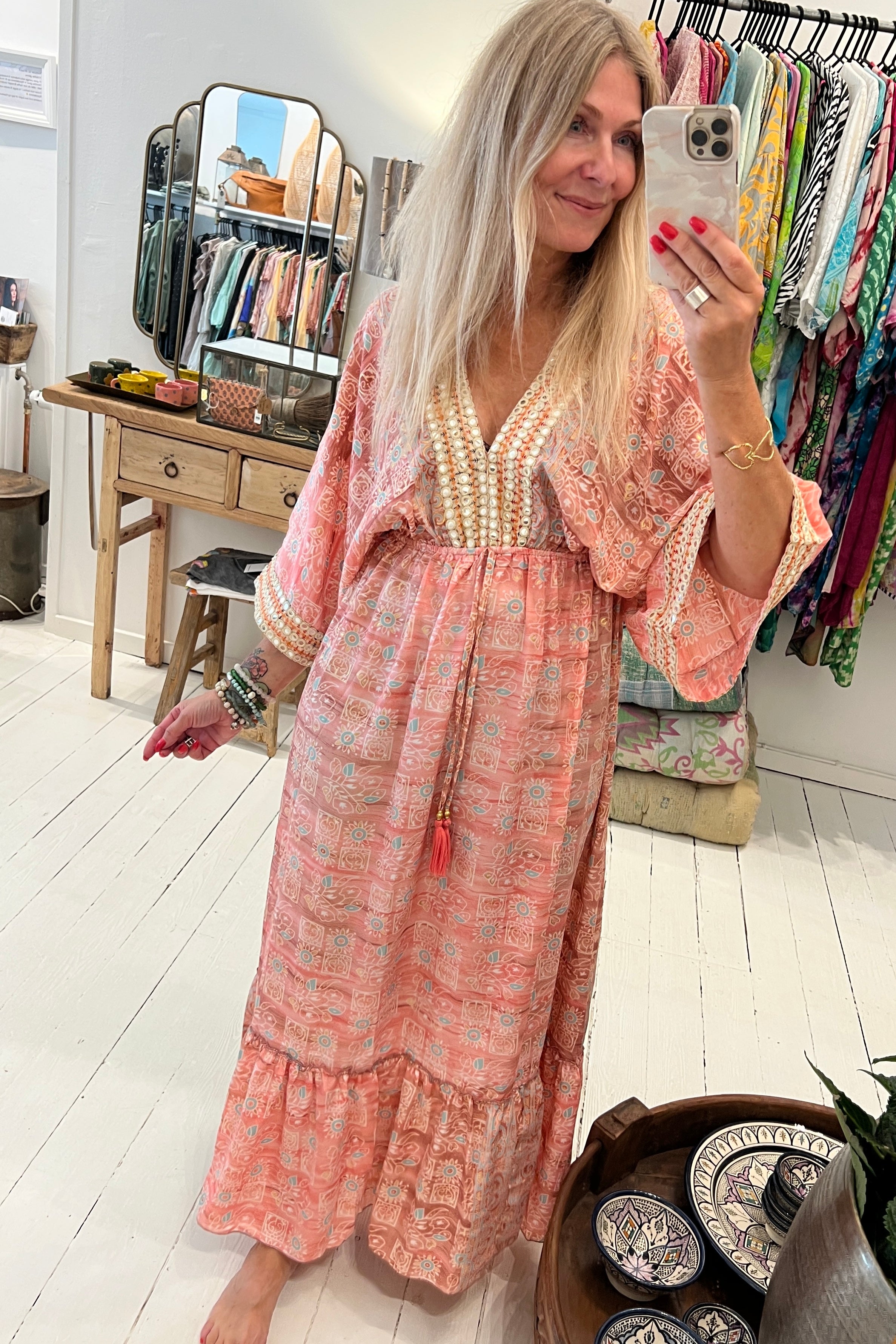 Silky dress rose