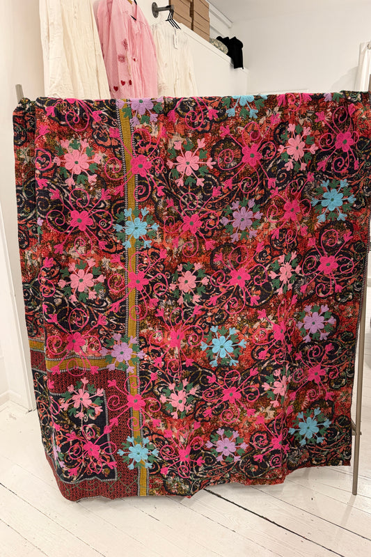 Suzani tæppe no. 19