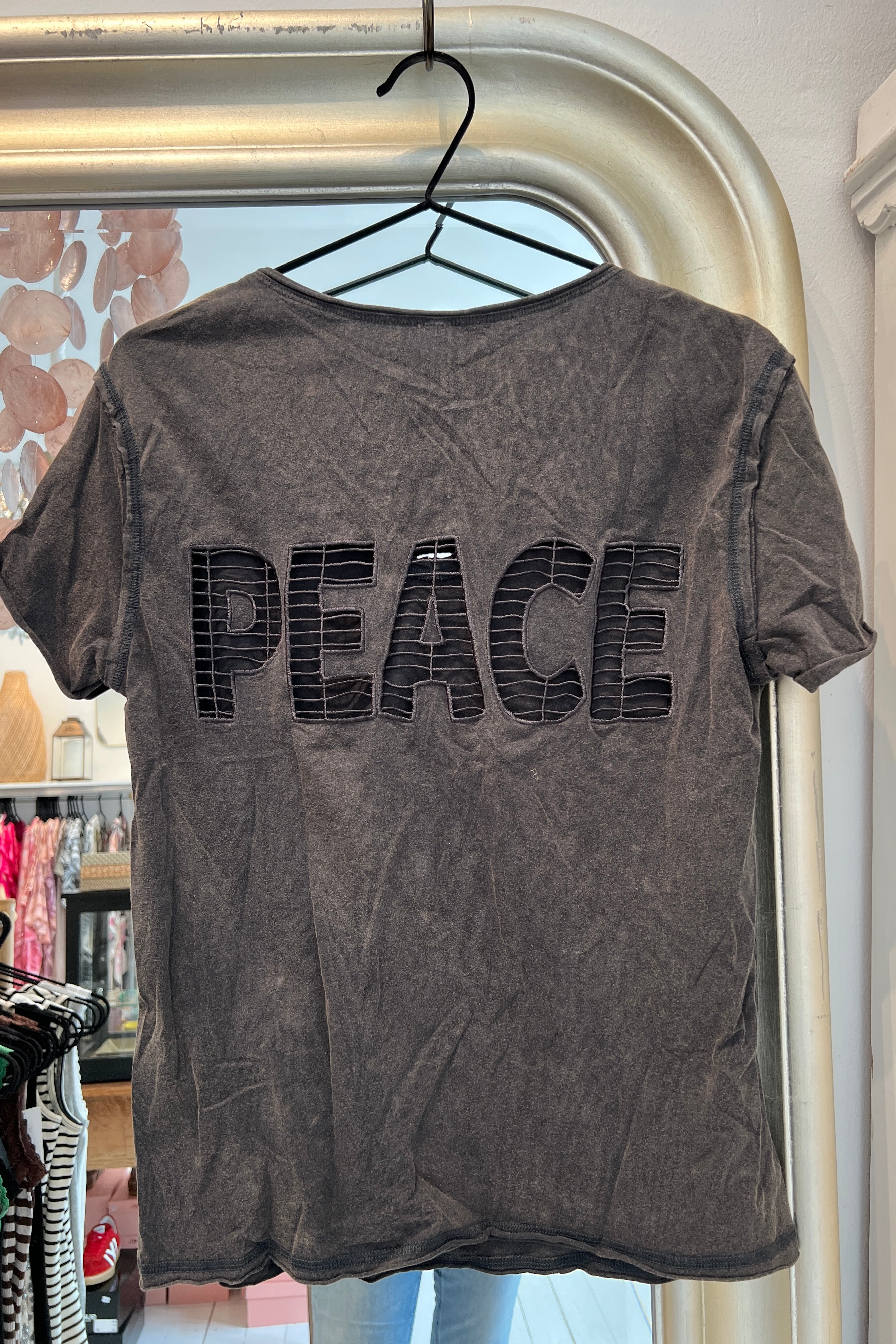 Peace t-shirt