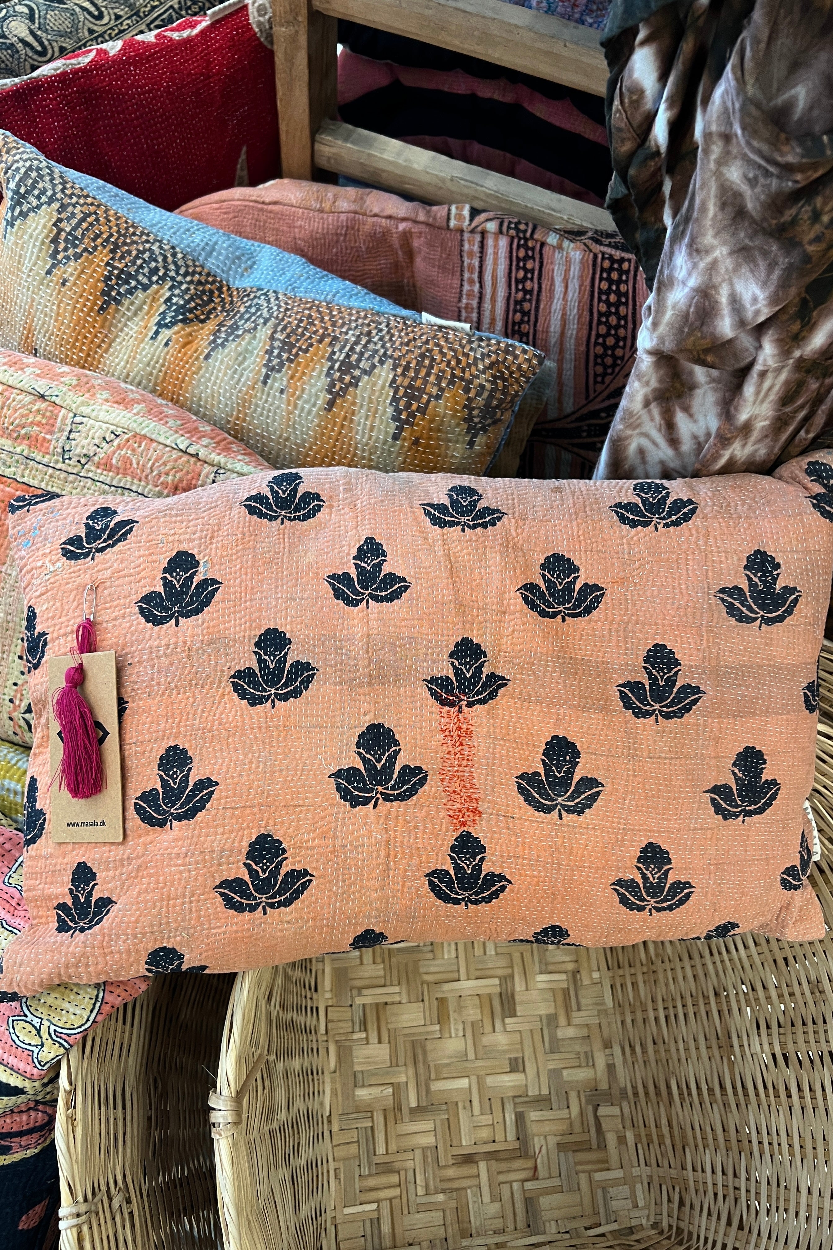 Kantha Pude 30x50 no. 76