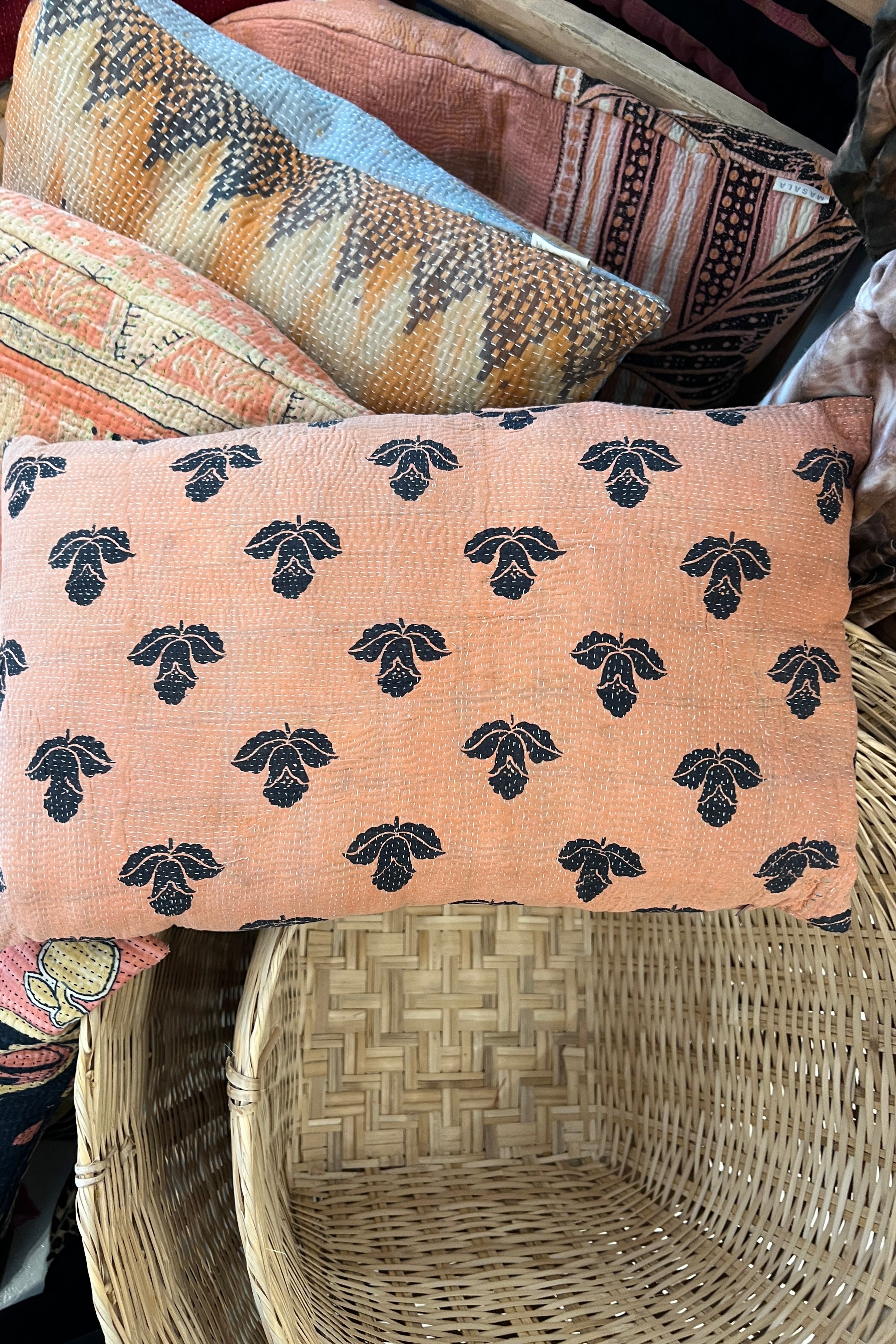 Kantha Pude 30x50 no. 76