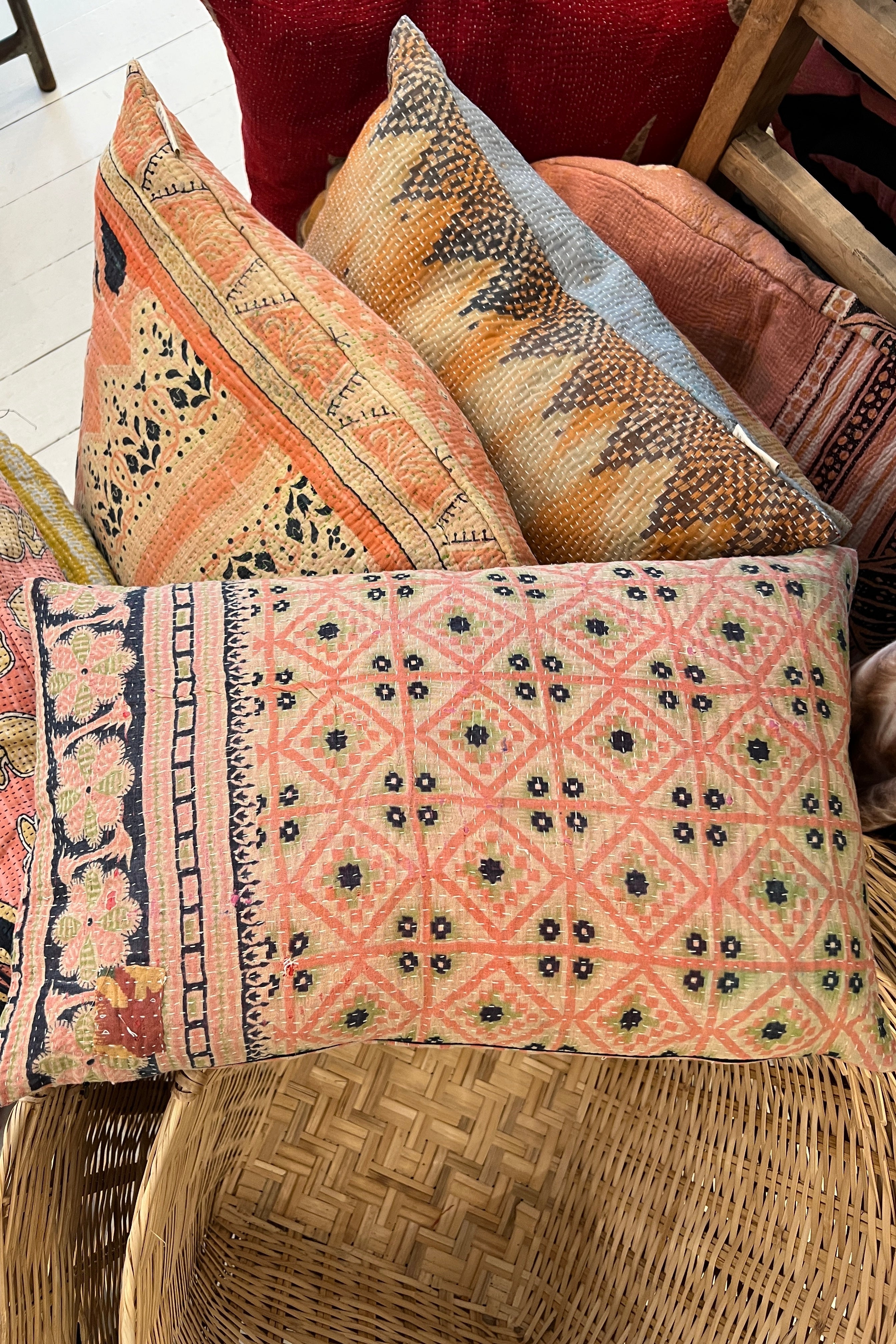 Kantha Pude 30x50 no. 77