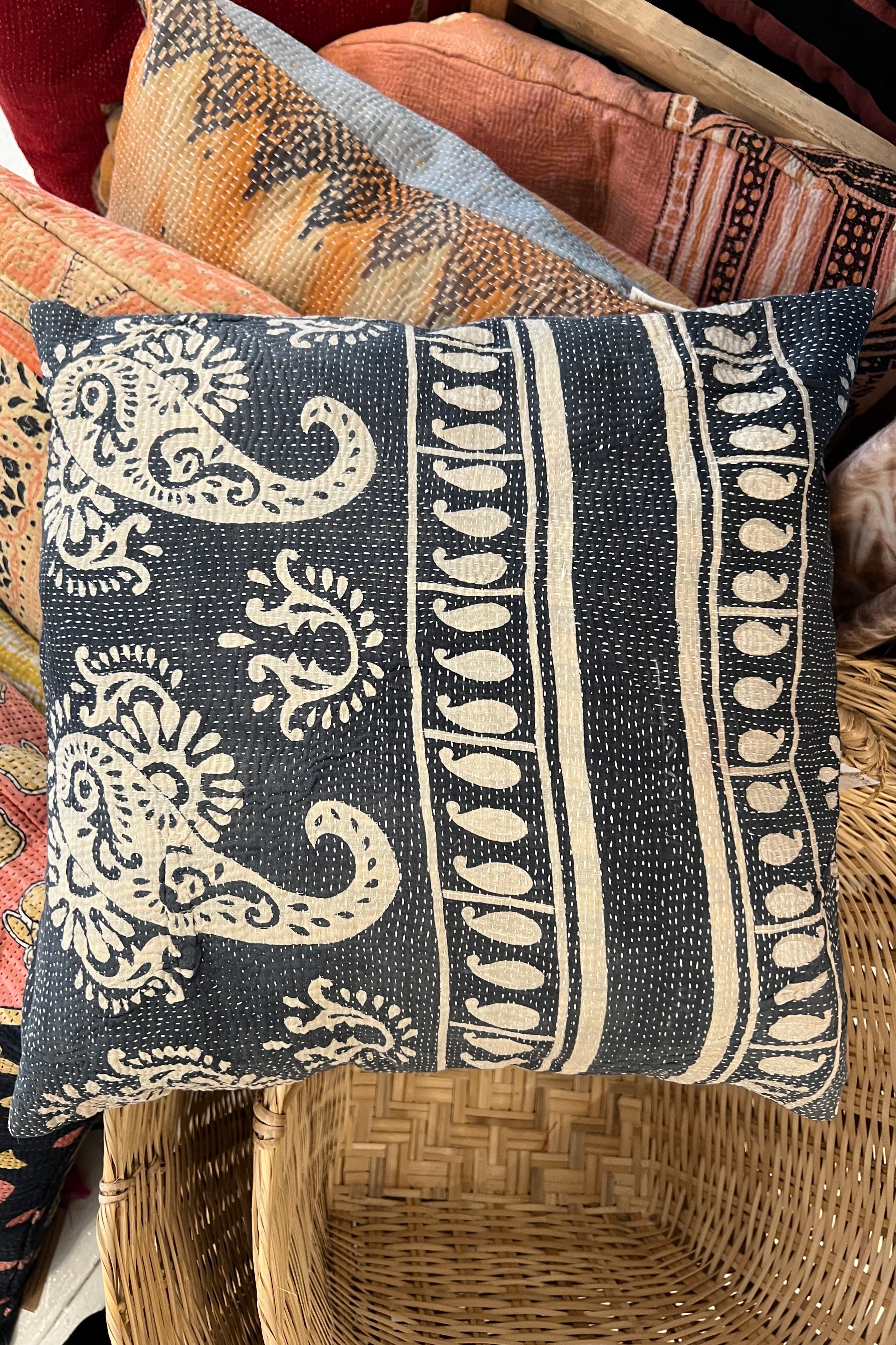 Kantha Pude 45x46 no. 78