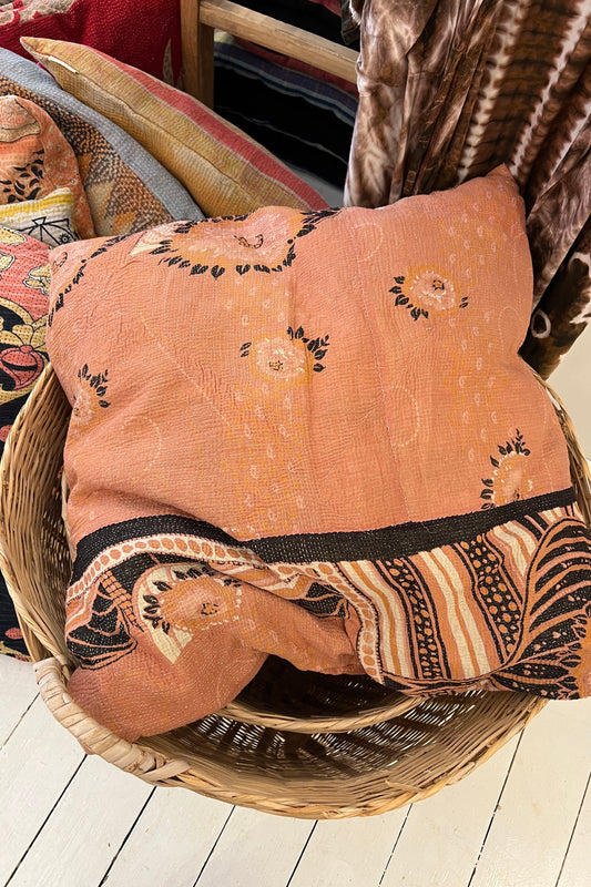 Kantha Pude 60x60 no. 66