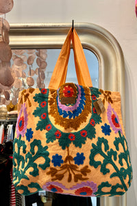 Suzani taske 20114
