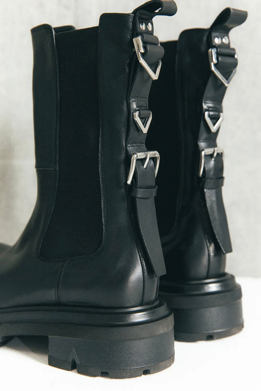 Black Amphibious Boot