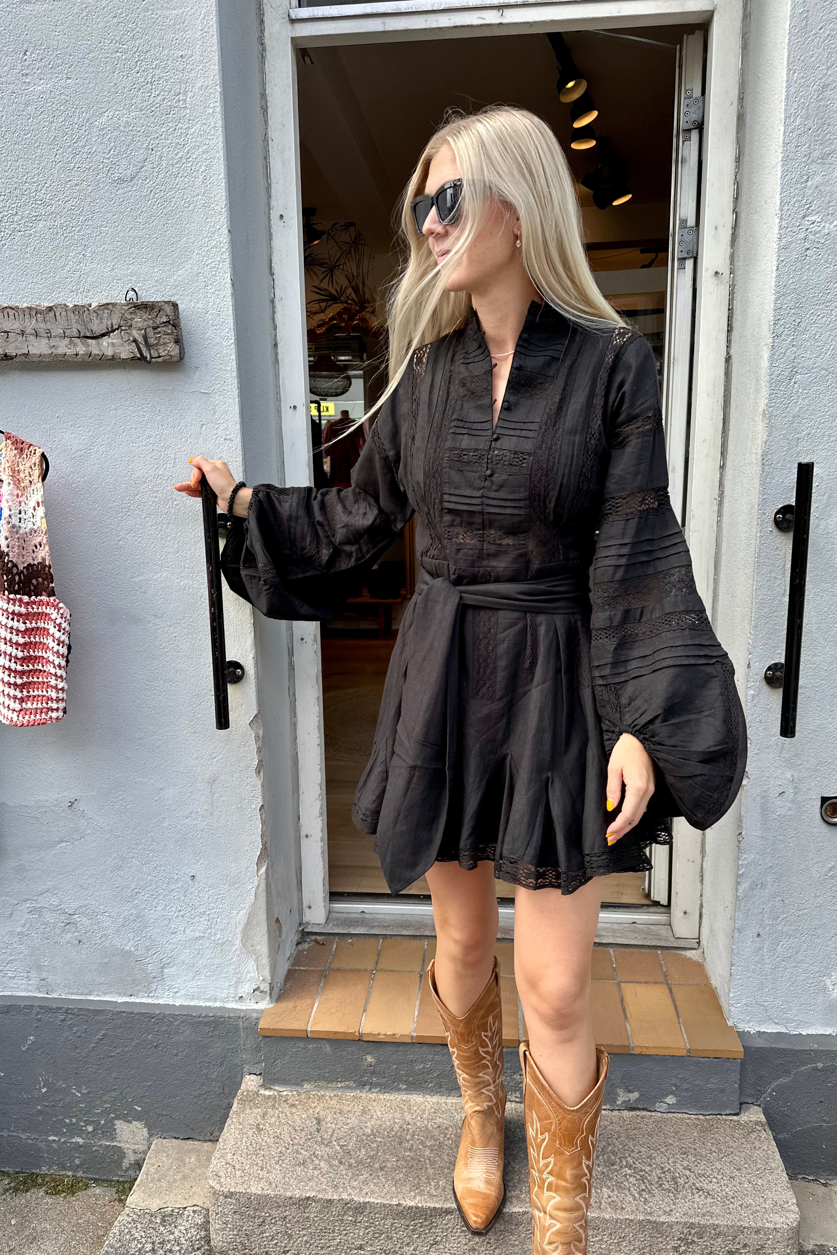 Lita Lace Dress Black